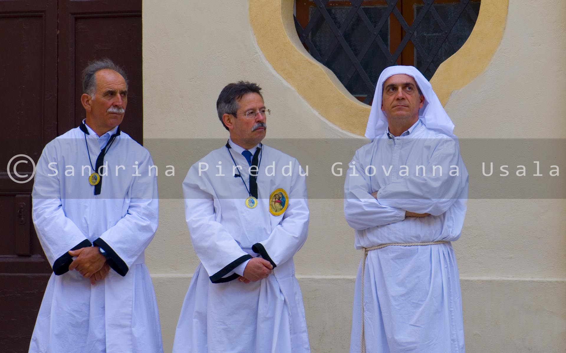 Processione dei Misteri - Congregazione Mariana degli Artieri di Cagliari - Immagini di Sandrina Pireddu e Giovanna Usala